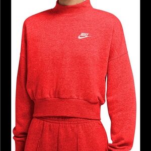 NIKE essential sportswear fleece cropped sweatshirt